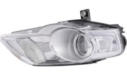 ON FAR SAG MOTORU UZERINDE VOLKSWAGEN PASSAT 05-09 HELLA TIP