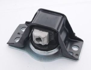 MOTOR TAKOZU SAG ( YAGLI ) DACIA LOGAN 1.5 DCI