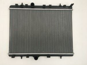 BİTAPART Citroen C-Elysee, Peugeot 2008 ve 208 Su Radyatörü 548 mm
